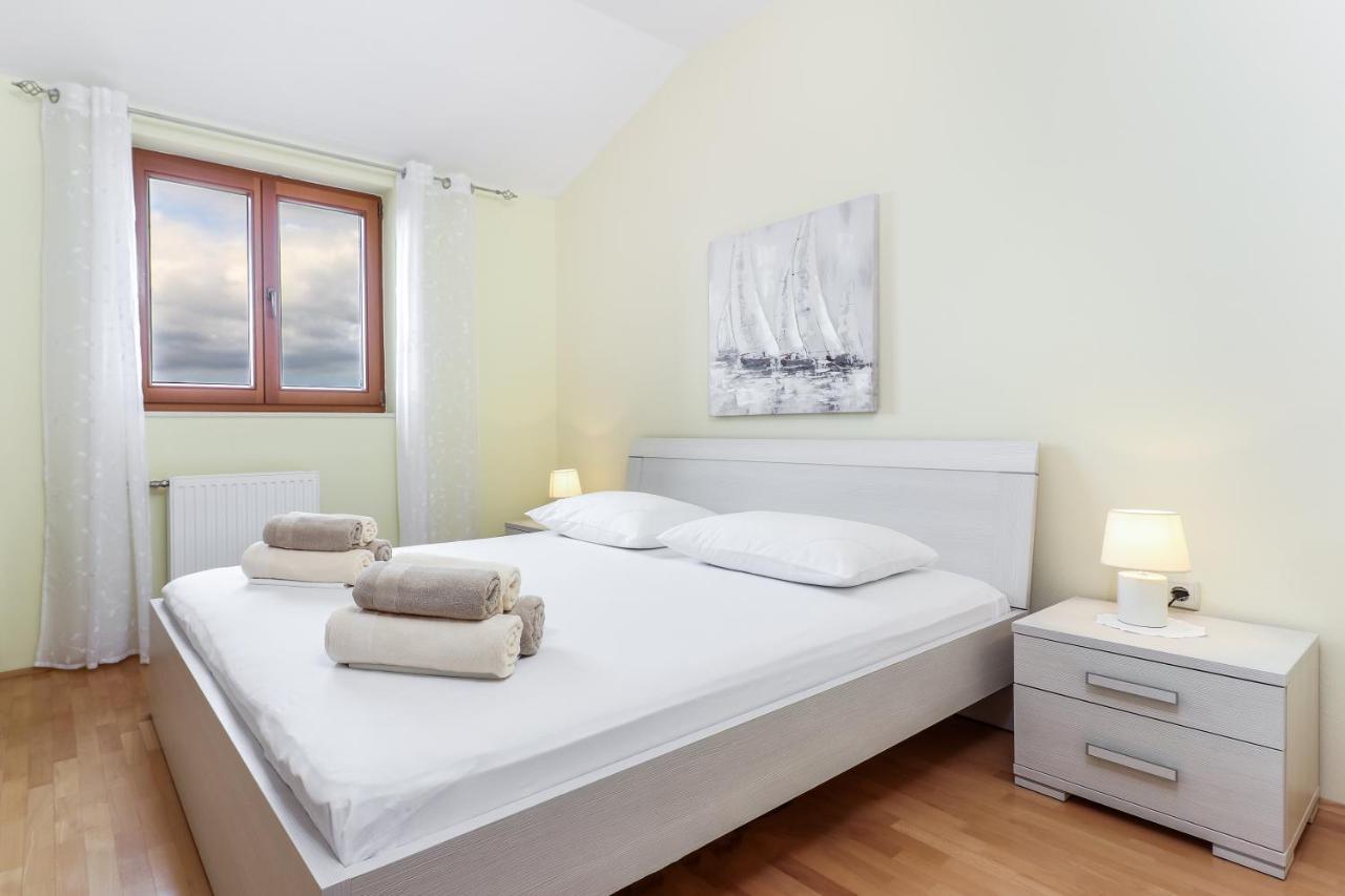 Ferienwohnung Maris Palit Exterior foto